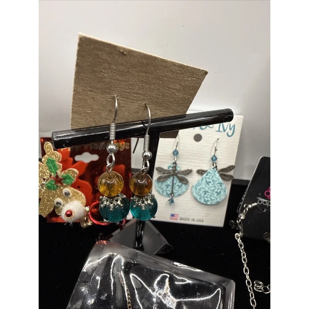 Vintage Lot of 11 Necklaces, Earrings, Brooches